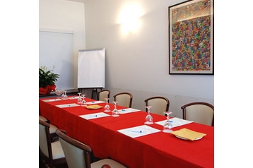 Itālija Hotel Merate, Eksterjers