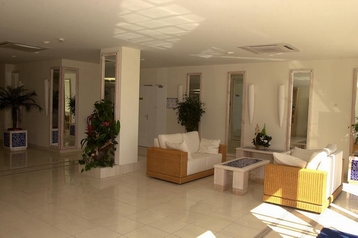 Francie Hotel Villeneuve-Loubet, Exteriér