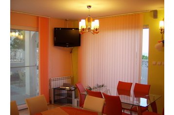 Bulgaaria Privát Černomorec, Eksterjöör