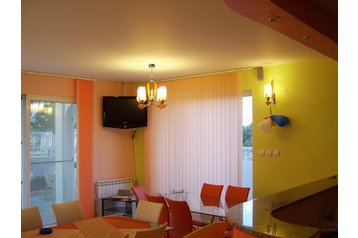 Bulgaaria Privát Černomorec, Eksterjöör