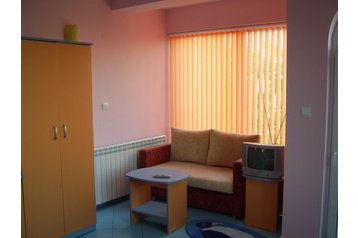 Bulgaaria Privát Černomorec, Eksterjöör