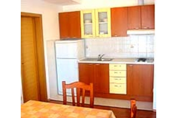 Kroatia Privát Murter, Eksteriør