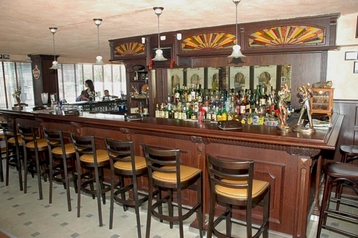 България Hotel Kardzhali, Екстериор