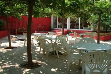 Хотел Saint-Raphaël 1