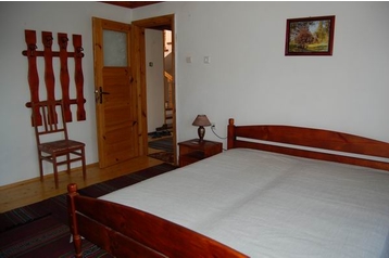 Bułgaria Chata Trjavna, Zewnątrz