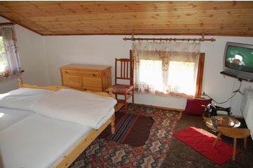 Bułgaria Chata Trjavna, Zewnątrz