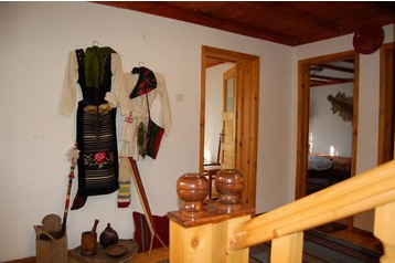 Bugarska Chata Trjavna, Eksterijer