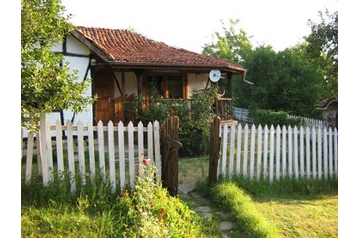 Bugarska Chata Montana, Eksterijer