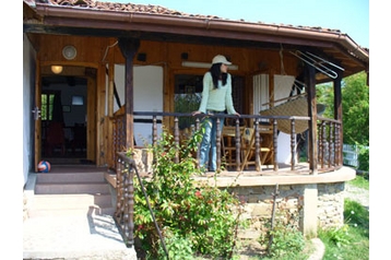 България Chata Montana, Екстериор