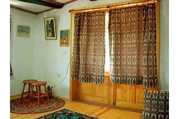 Bulgarija Chata Montana, Eksterjeras