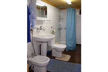 България Chata Montana, Екстериор