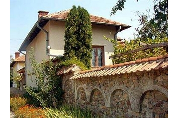 Bulgaria Chata Montana, Esterno