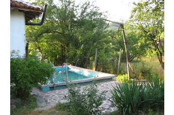 Bulgaria Chata Montana, Esterno