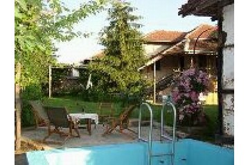 Bulgaria Chata Montana, Exterior