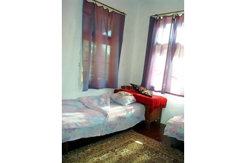 България Chata Montana, Екстериор