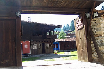 Bulgaaria Privát Koprivštitza, Eksterjöör