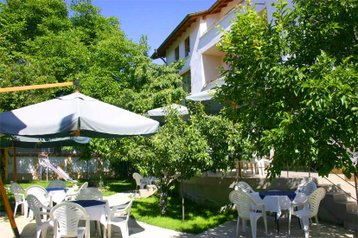 Bulharsko Hotel Samokov, Exteriér