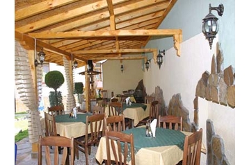 Болгария Hotel Shumen, Экстерьер