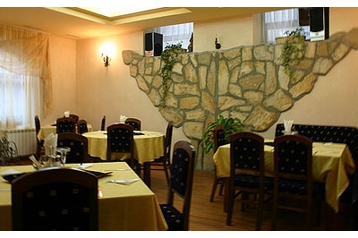 Bulharsko Hotel Shumen, Exteriér