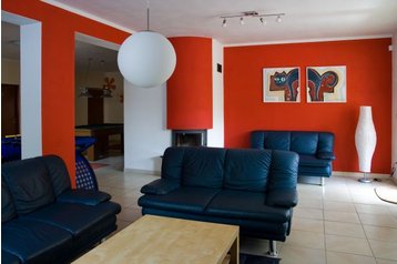 Slovakkia Privát Prosiek, Eksterjöör