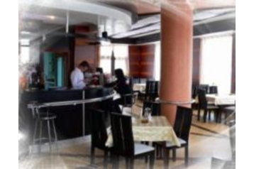 Болгарiя Hotel Samokov, Екстер'єр