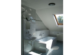 Чехия Byt Hůry, Екстериор