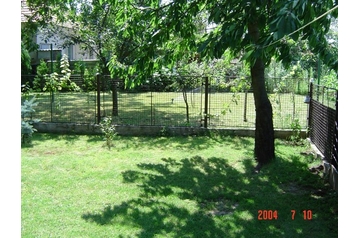 Słowacja Chata Semerovo, Zewnątrz