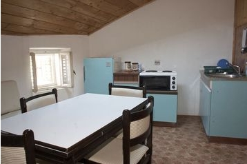 Kroatia Privát Cres, Eksteriør