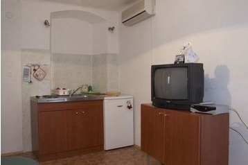 Kroatia Privát Cres, Eksteriør