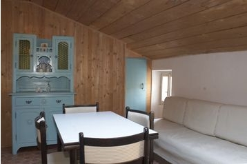 Chorvatsko Privát Cres, Exteriér