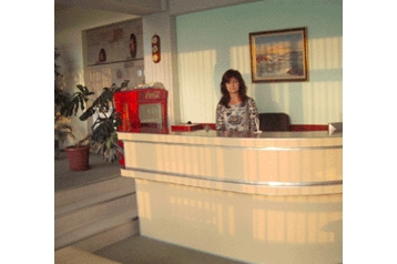 Болгарiя Hotel Yambol, Екстер'єр