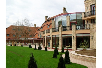 Ungarn Hotel Sümeg, Exterieur