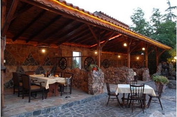 Viesnīca Sandanski 10