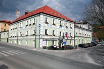 Sloveenija Hotel Postojna, Eksterjöör