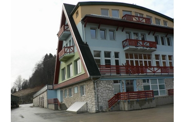 Eslovaquia Byt Donovaly, Exterior