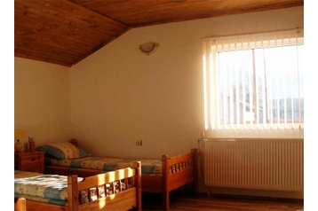 Bugarska Chata Bansko, Eksterijer