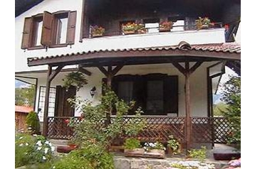 Болгарiя Chata Smolyan, Екстер'єр