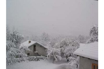 Bulgaria Chata Trjavna, Esterno