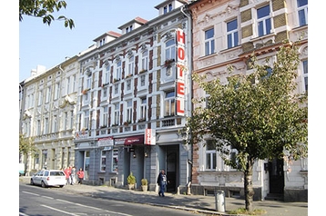 Cehia Hotel Chomutov, Exteriorul