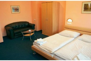 Чехия Hotel Jičín, Экстерьер