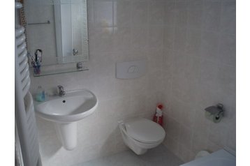 Czechy Chata Straňany, Zewnątrz