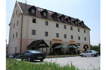 Česko Hotel Most, Exteriér