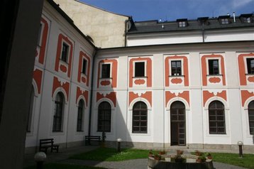 Отель Jihlava 4