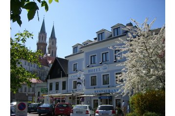 Austria Hotel Klosterneuburg, Exteriorul