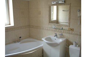 Чехія Hotel Louny, Екстер'єр