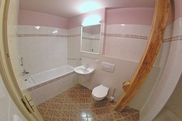 Tšehhi Vabariik Hotel Praha, Eksterjöör