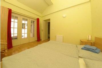 Tšehhi Vabariik Hotel Praha, Eksterjöör