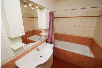 Tšehhi Vabariik Hotel Praha, Eksterjöör