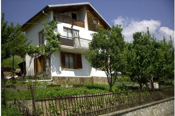 Bugarska Chata Pisanica, Eksterijer