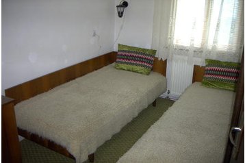 Bugarska Chata Pisanica, Eksterijer